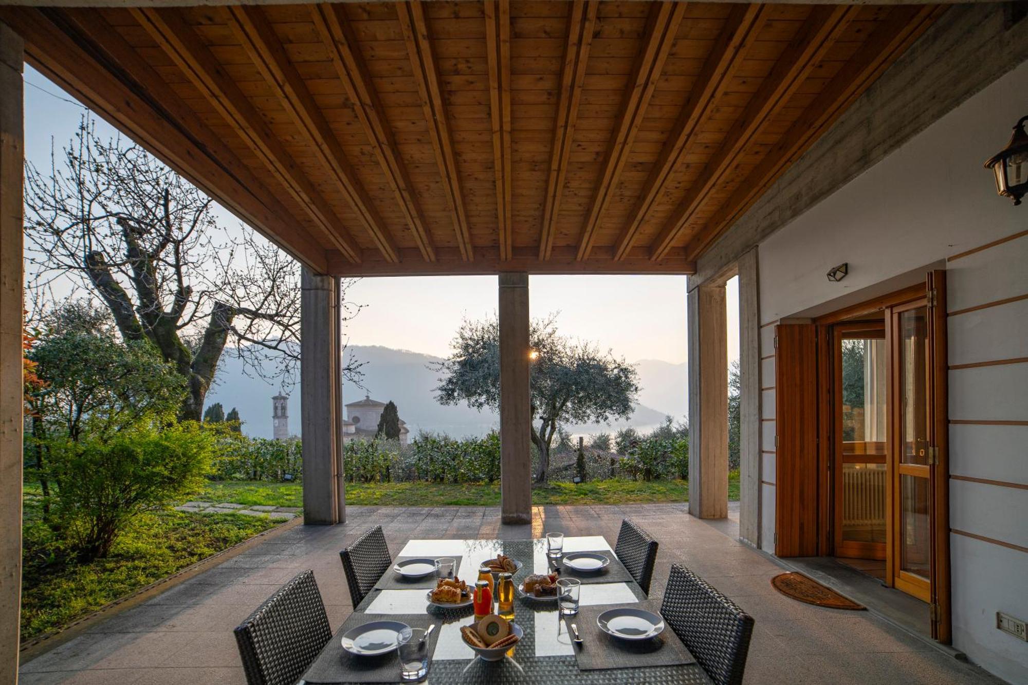 Villa Casa Degli Ulivi à Sale Marasino Extérieur photo